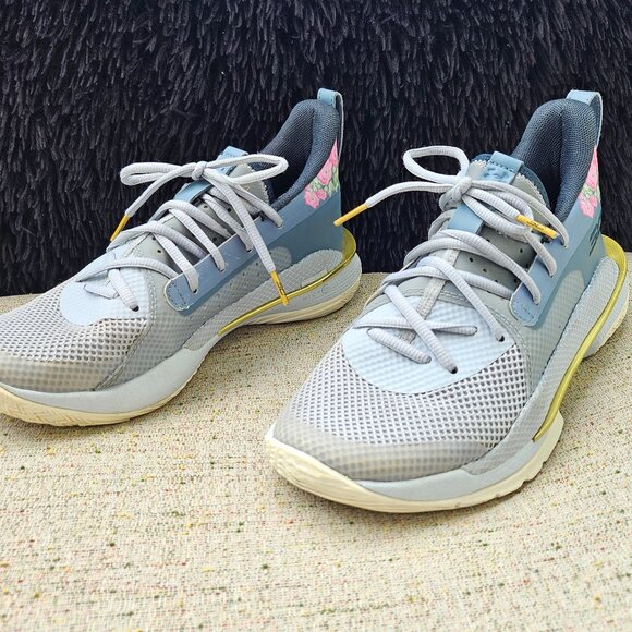 Under Armour Women Shoes Stephen Curry 7 Chinese New Year Floral  Lace Up 6.5Y - Picture 1 of 15